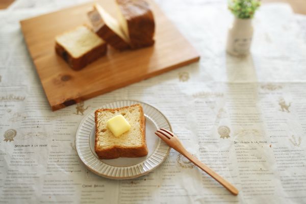 デニッシュ食パン